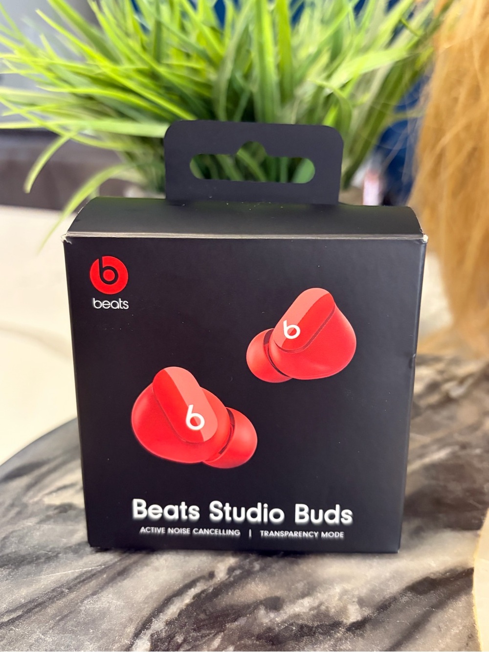Beats by Dre Beats Studio Buds - Red